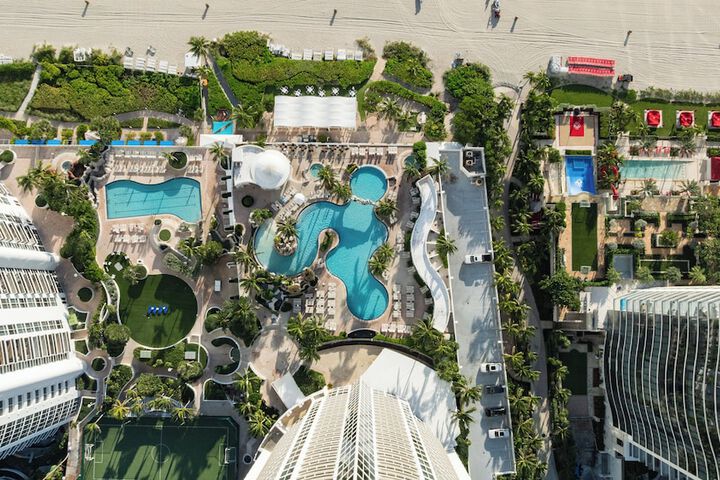 Trump International Beach Resort