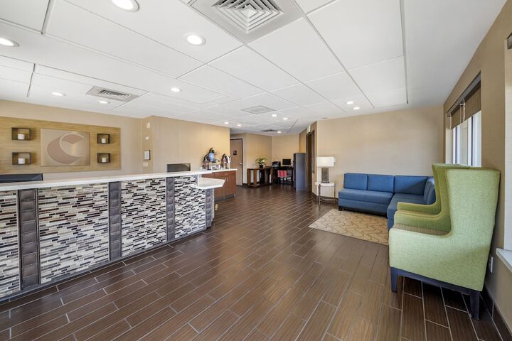 The Atrium Hotel