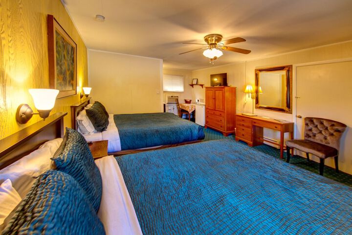 Room 12 of 19