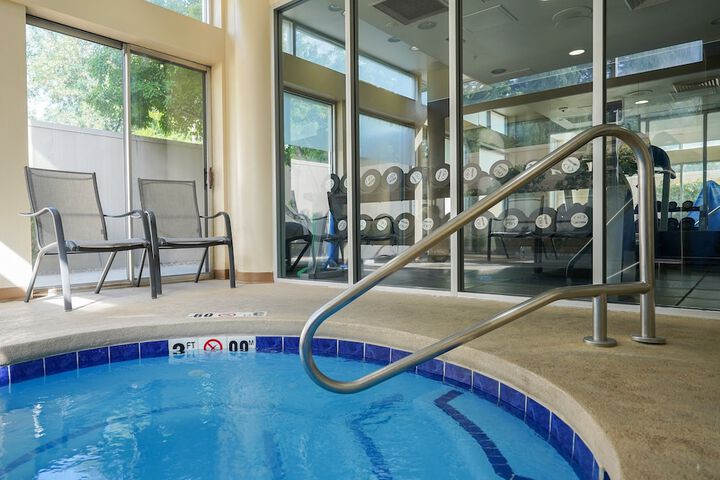 Pool 21 of 99
