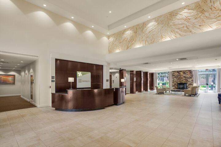 Hotel 2 of 43