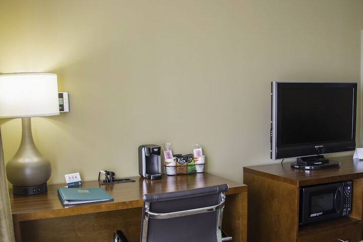 Room 11 of 23