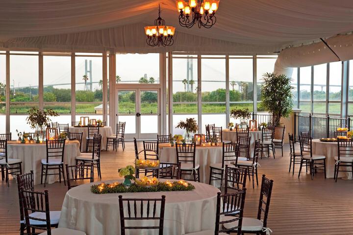 Ballroom/Hall 103 of 130