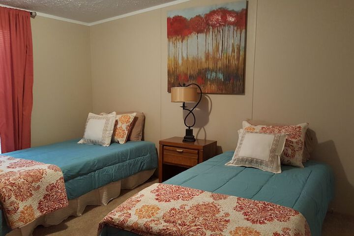 Room 13 of 25