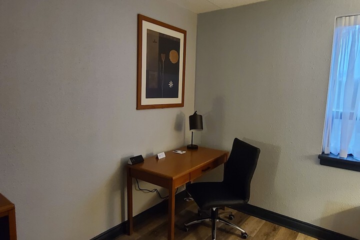 Room 28 of 53