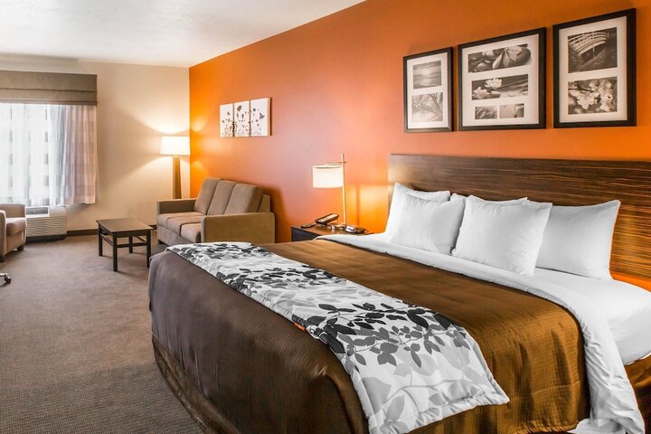 Room 29 of 61