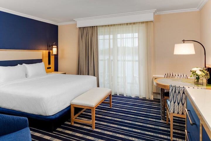 HARBORSIDE HOTEL MARINA AND SPA