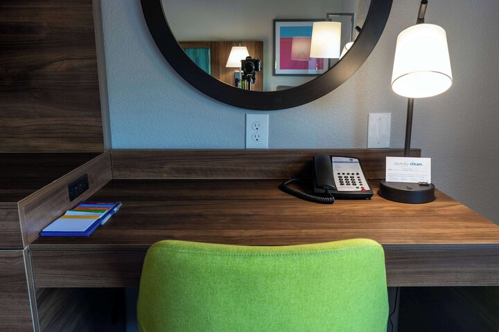 Room 36 of 61