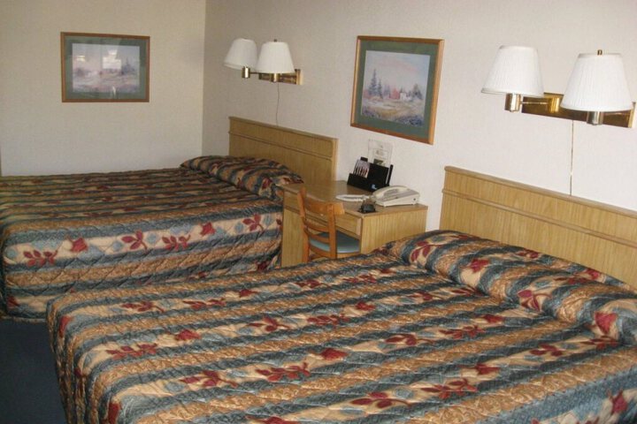 GOLD COUNTRY INN