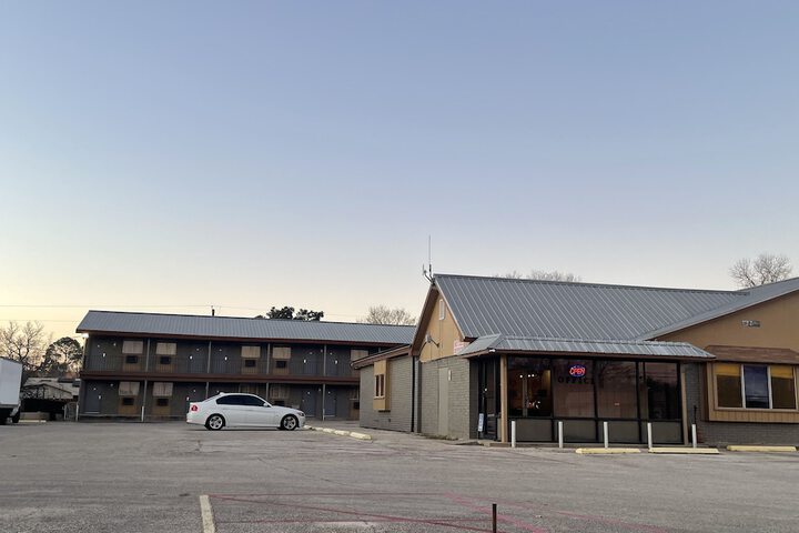 Hotel 3 of 19