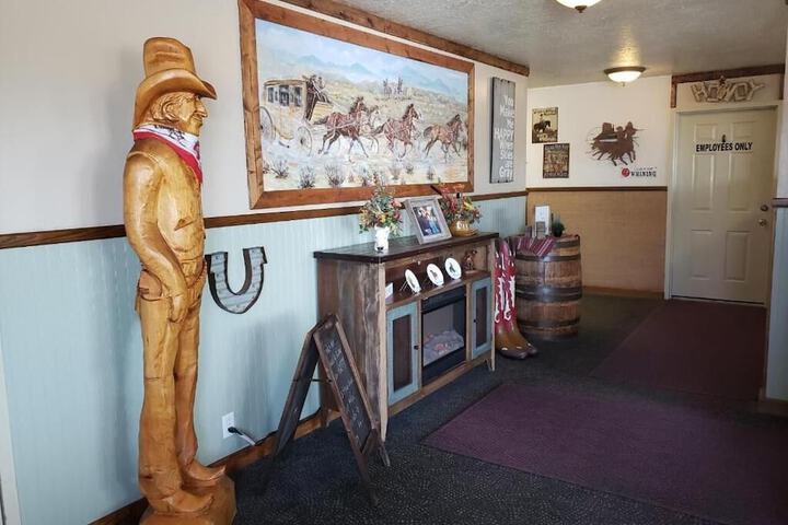Western Inn