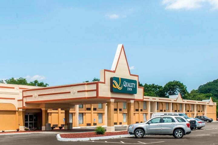 Hotel 2 of 59
