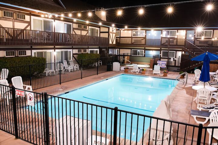 Pool 4 of 111