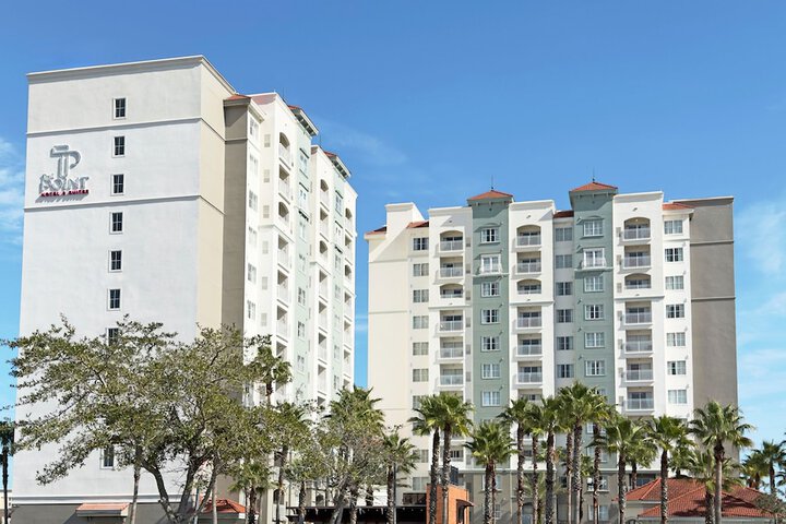 Hotel 6 of 54