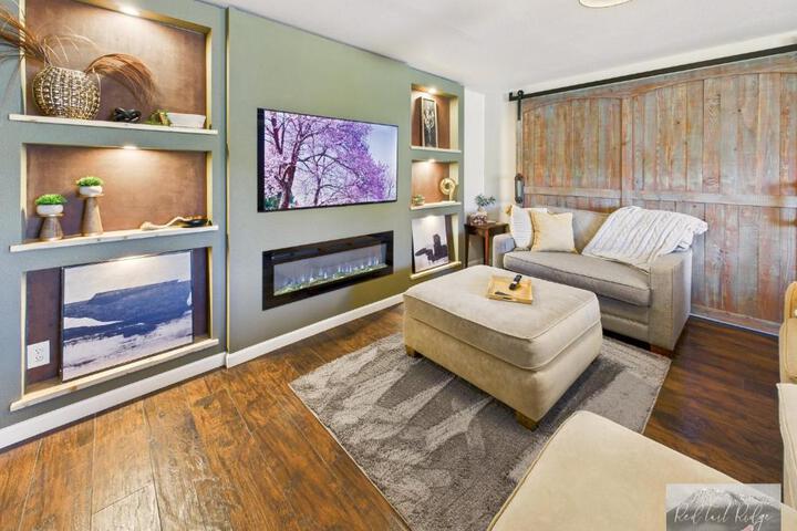 Beautiful Country Apartment AC, Pickleball, Billiards, Playground, Gardens