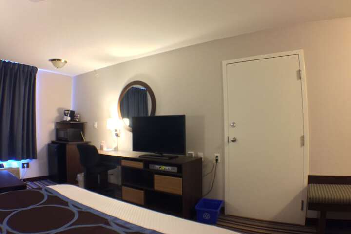 Super 8 by Wyndham Fort Frances