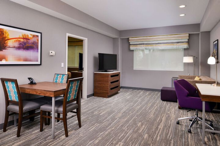 Room 48 of 114