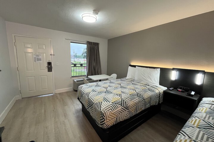 Studio 6 Conroe TX