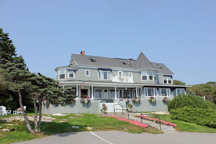 Hotel 4 of 33