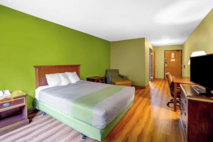 Motel 6 Morehead KY