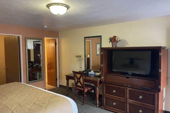 Room 40 of 66