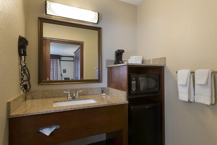 Room 18 of 60