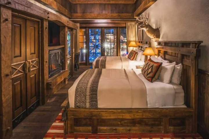 Big Cypress Lodge
