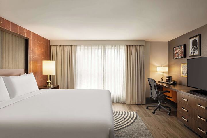 The American Hotel Atlanta Downtown Tapestry Collection by Hilton