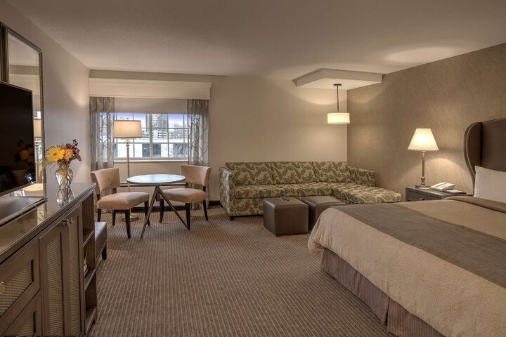 Room 16 of 27