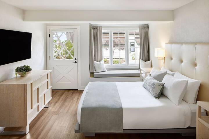 Room 16 of 23