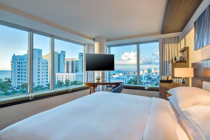 Room 34 of 59