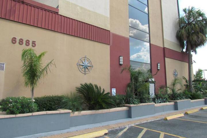 Hotel 4 of 32