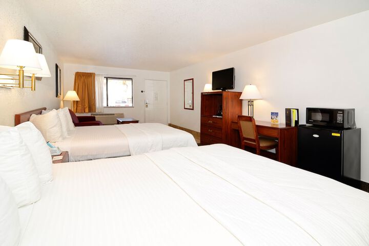 Room 11 of 23