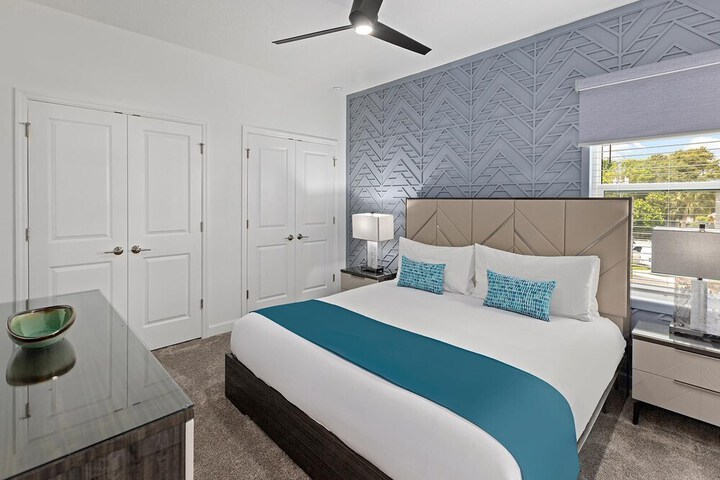 Harbor Island Beach Club Homes by Villatel