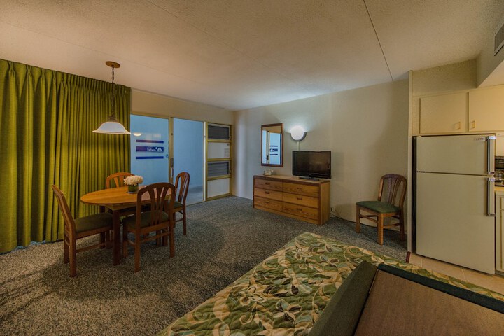 Room 54 of 72