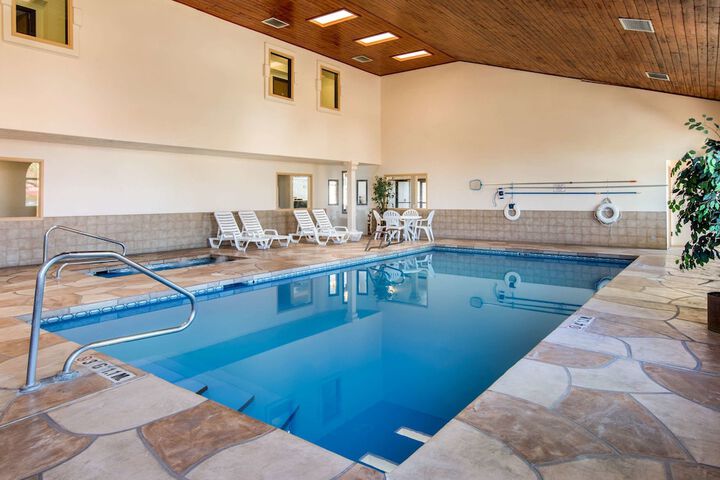 Pool 6 of 36