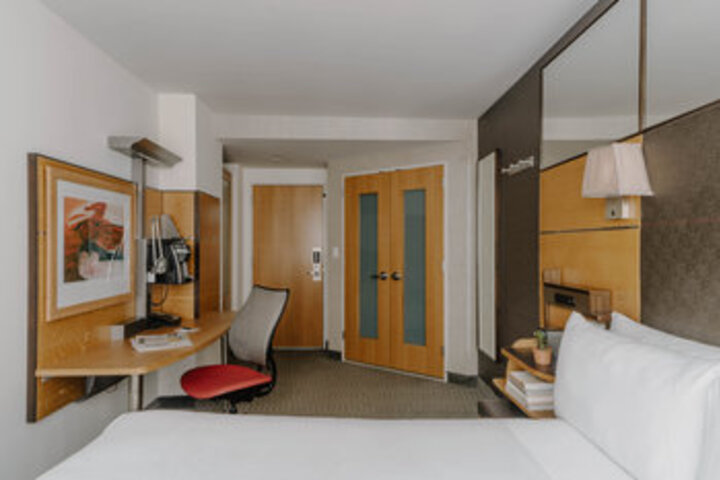 Room 66 of 125