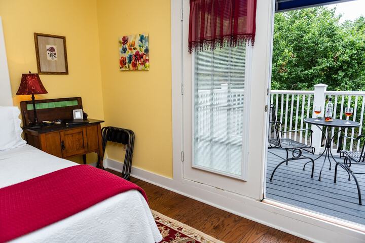 Kennedy Manor B & B