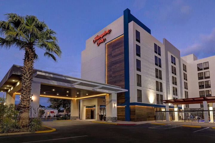 Hotel 3 of 42
