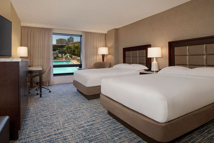 Hilton Tampa Downtown