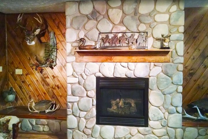 Hotel Interior 11 of 28