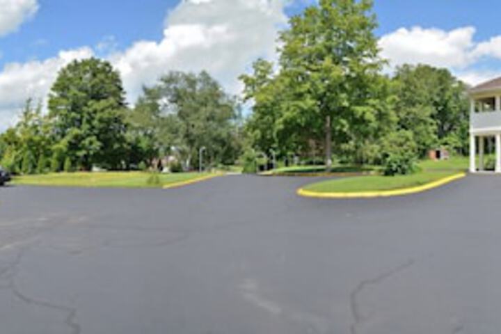 Econo Lodge Sturbridge Route 20