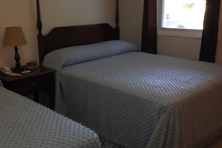 Room 19 of 37