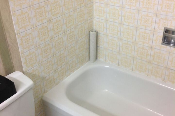 Room 15 of 37