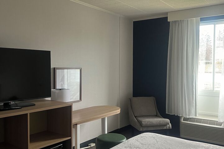 Spark by Hilton Lockport