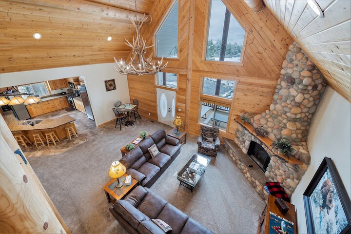 The Hideaway Lodge