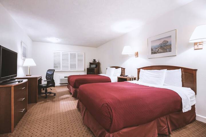 Room 7 of 19