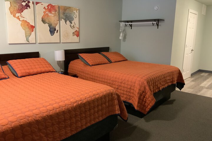 Room 73 of 259