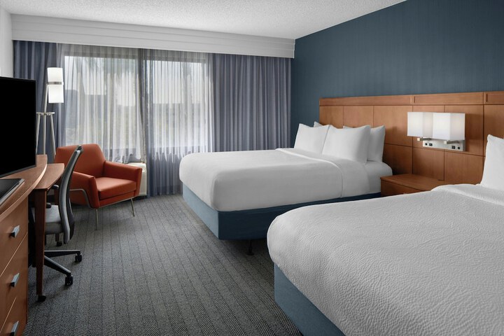 Courtyard by Marriott Cypress Anaheim / Orange County