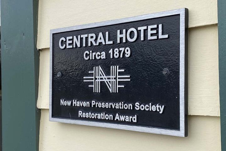 Central Hotel